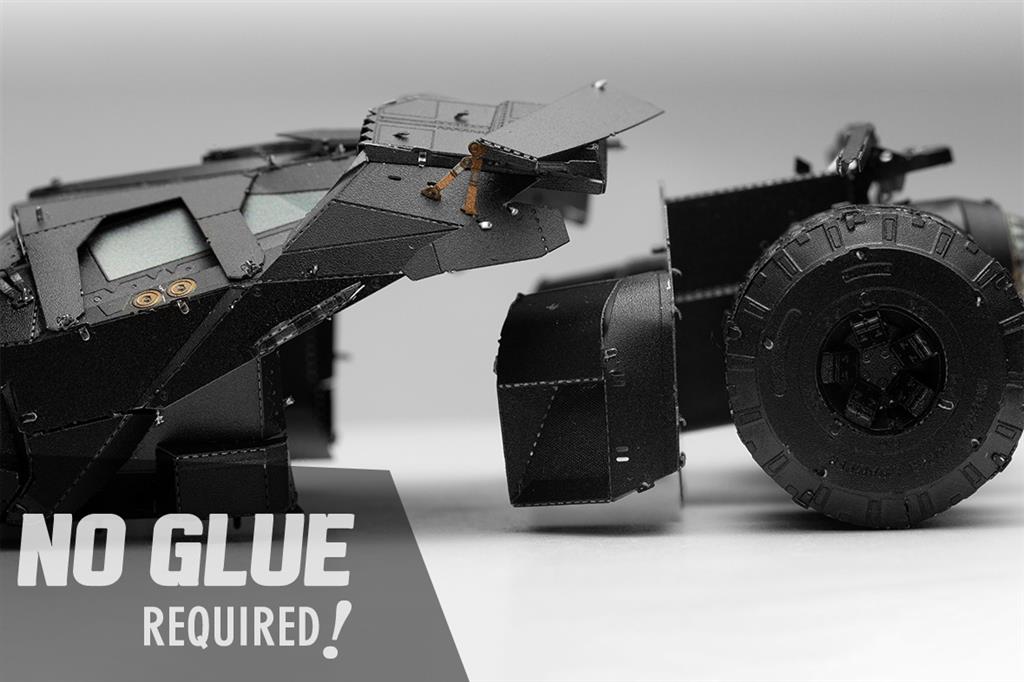 batman-tumbler-metal-earth