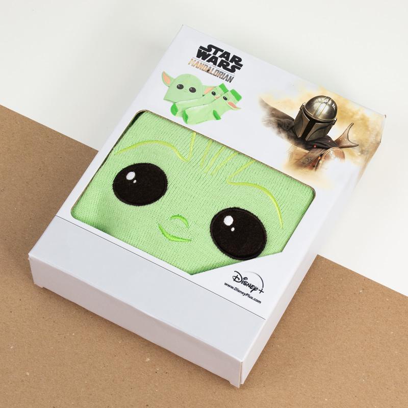 coffret-chaussettes-et-bonnet-bebe-yoda