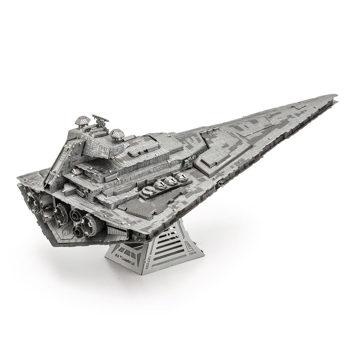 croiseur-interstellaire-metal-earth