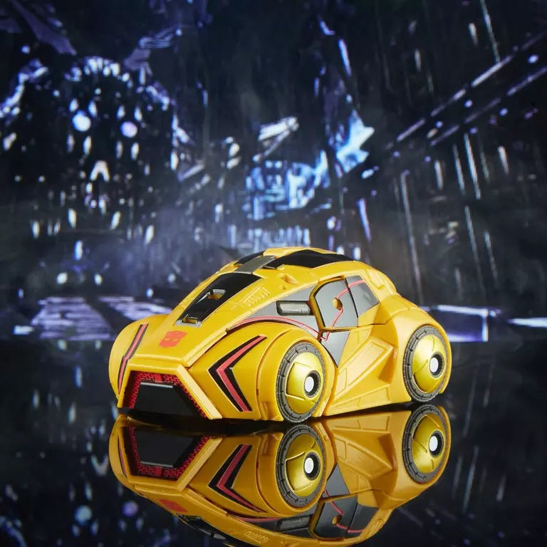 transformers-generations-studio-series-deluxe-01-gamer-edition-bumblebee-hasbro