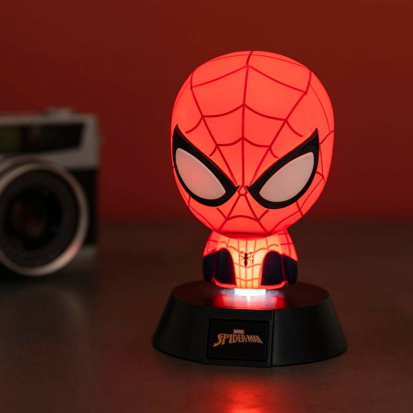 marvel-spider-man-icon-light-paladone