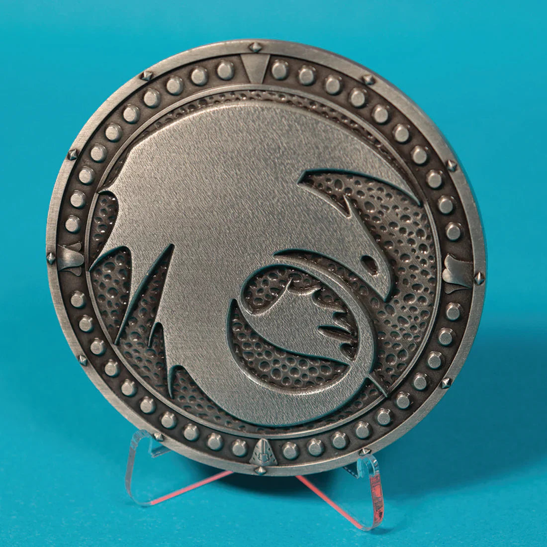 how-to-train-your-dragon-limited-edition-medallion-fanattik