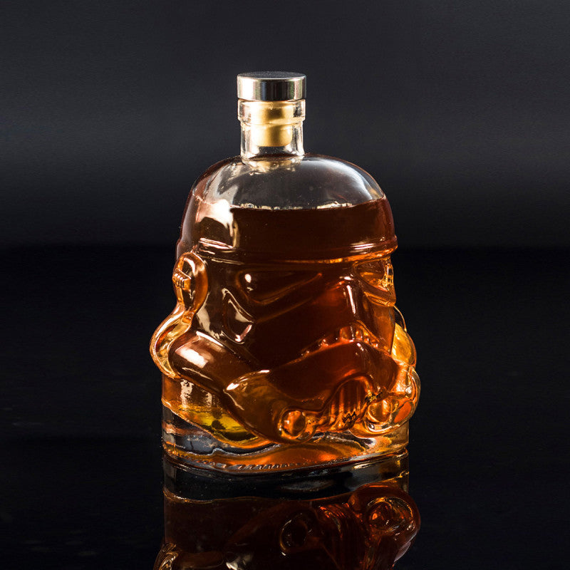 decanteur-stormtrooper-shepperton-design-studios