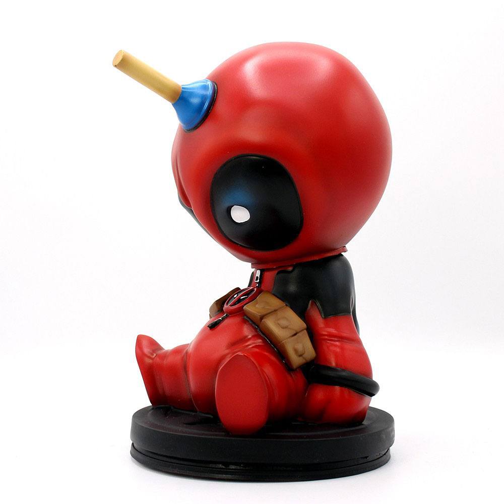tirelire-baby-deadpool-semic
