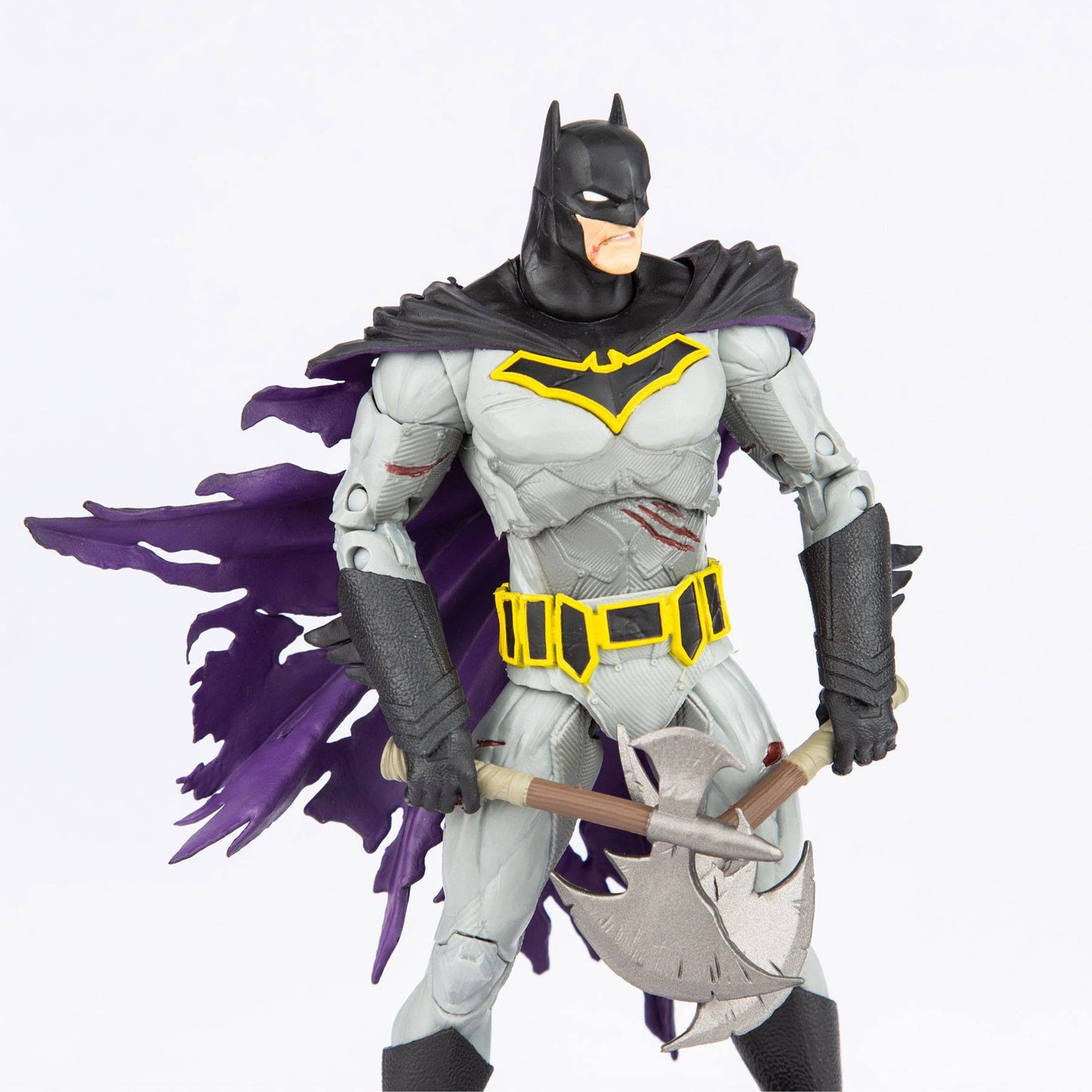 Batman avec Battle Damage (Dark Knights: Metal)