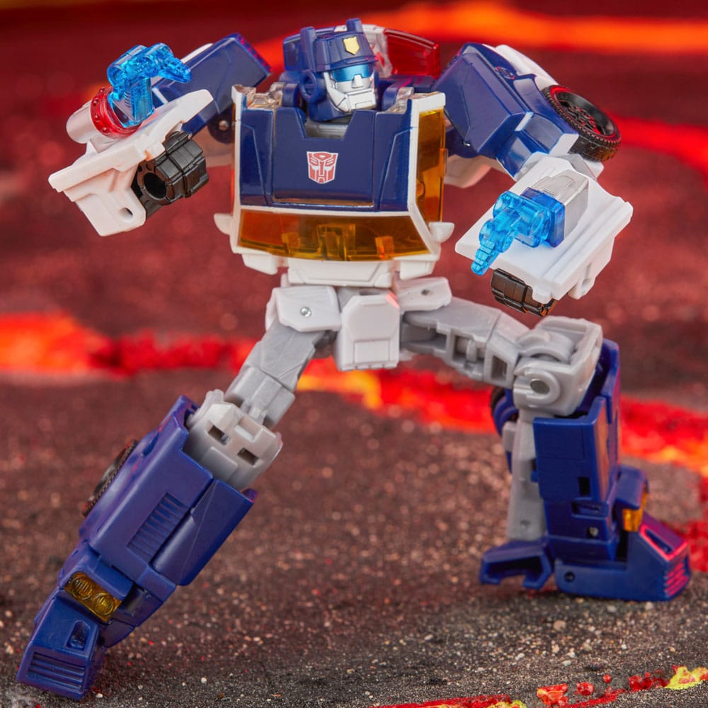 transformers-generations-legacy-united-rescue-bots-universe-autobot-chase-hasbro