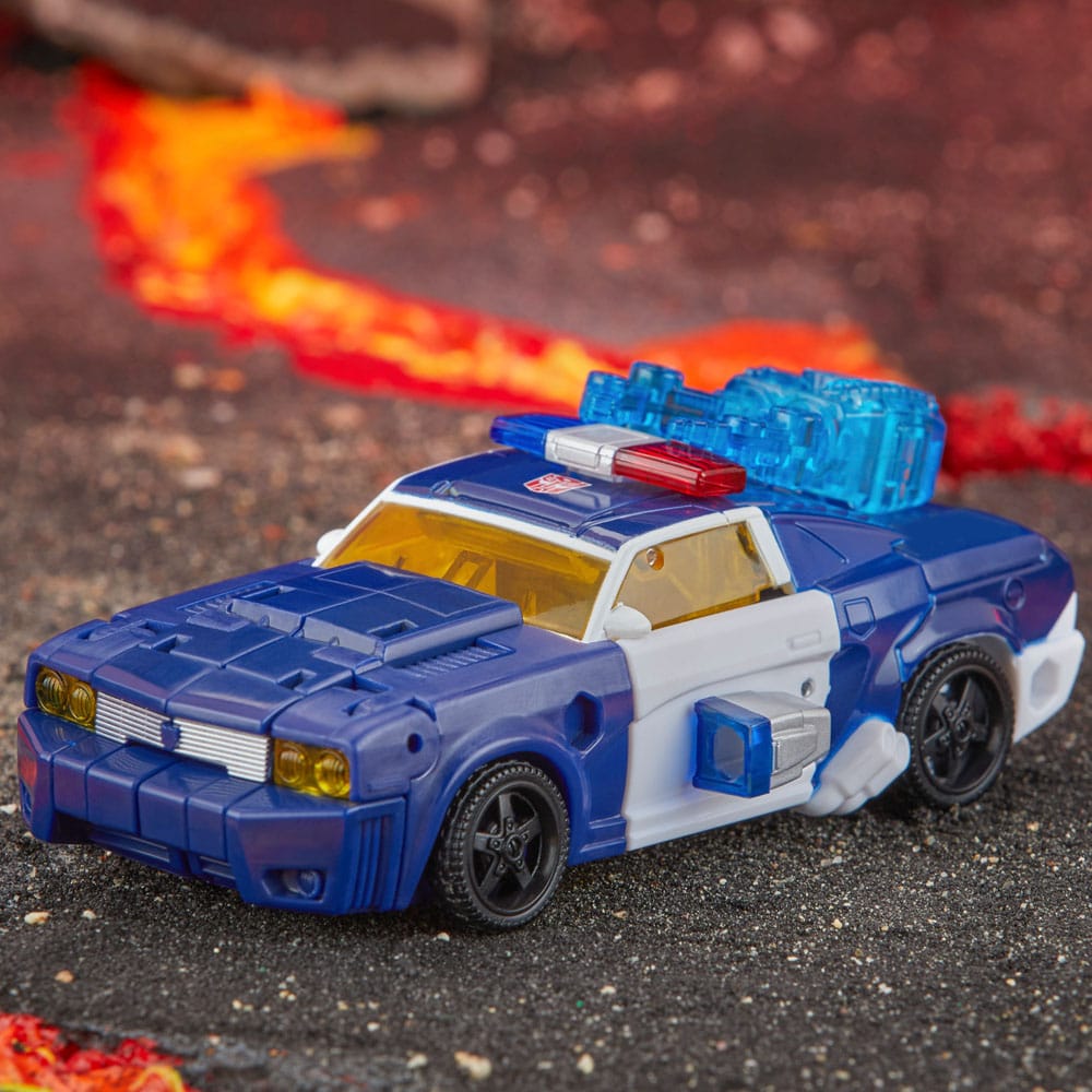transformers-generations-legacy-united-rescue-bots-universe-autobot-chase-hasbro