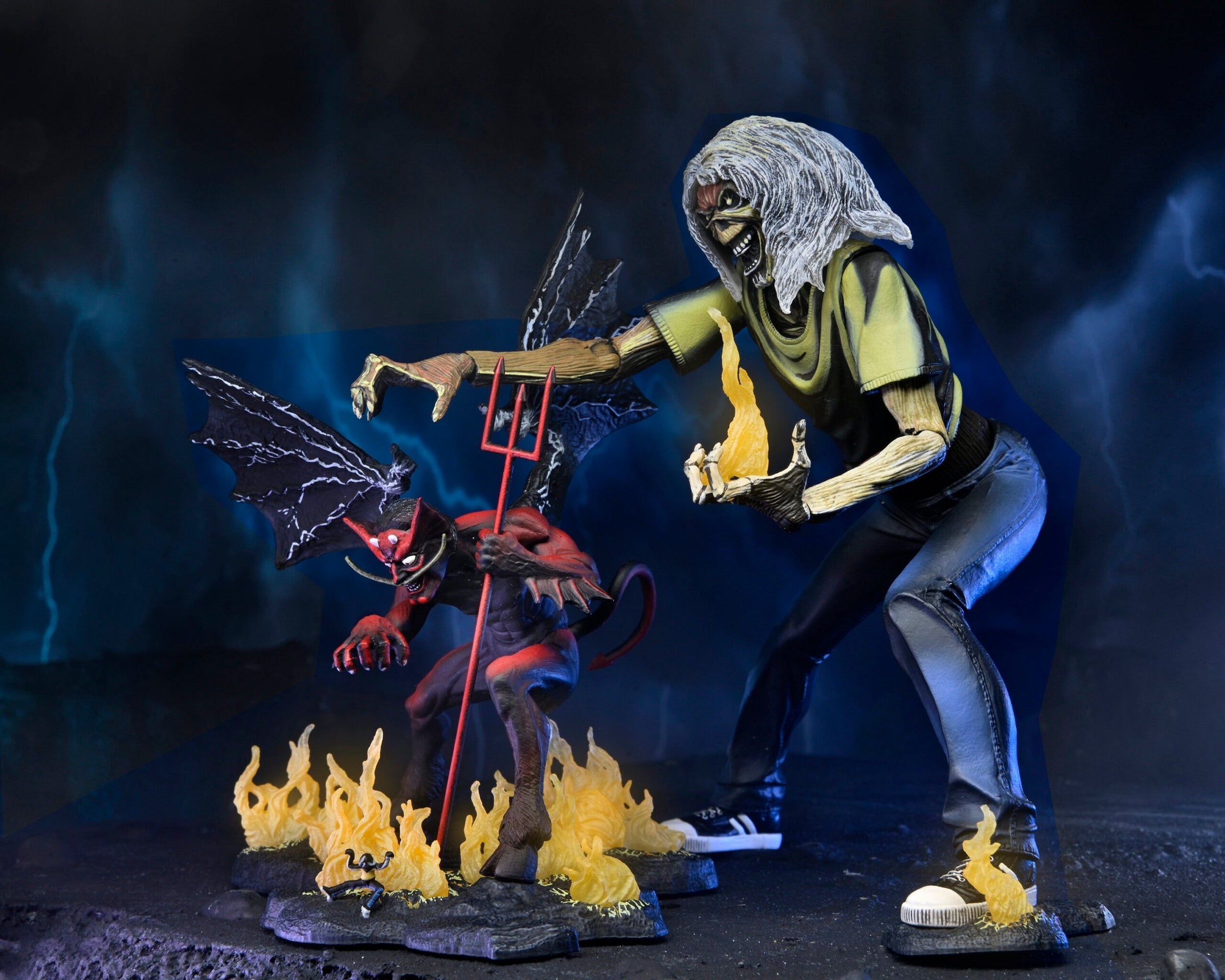 7 scale action figure set ultimate number of the beast 40th anniversary neca