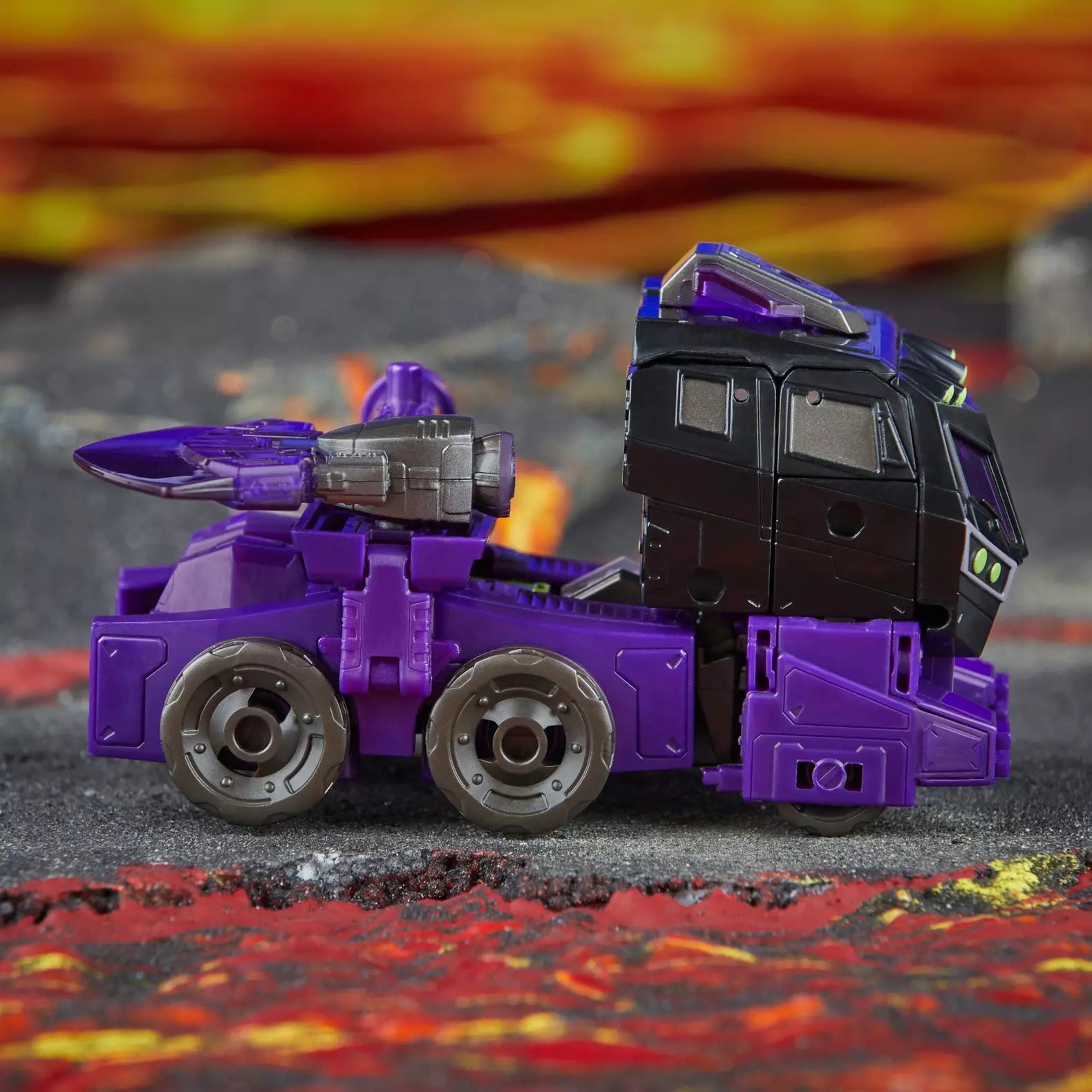 transformers generations legacy united voyageur decepticon motormaster hasbro