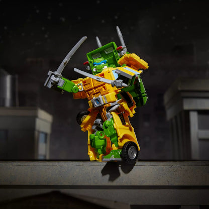transformers-collaborative-teenage-mutant-ninja-turtles-x-transformers-party-wallop-hasbro