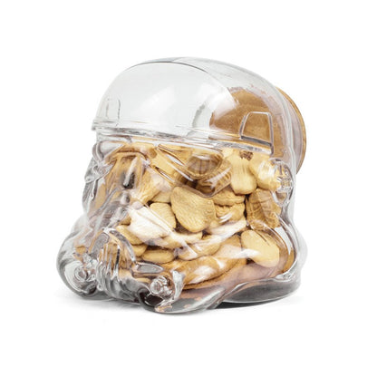 boite-a-gateaux-stormtrooper-shepperton-design-studios