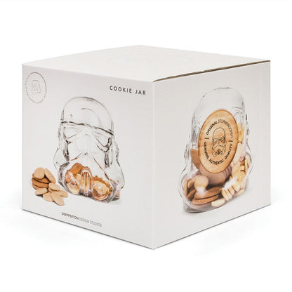 boite-a-gateaux-stormtrooper-shepperton-design-studios