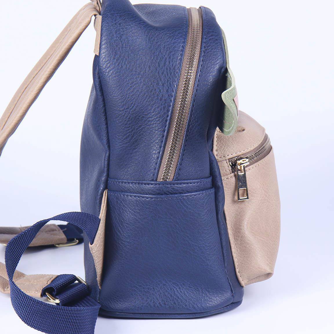 sac-a-dos-star-wars-the-mandalorian-grogu-cerda