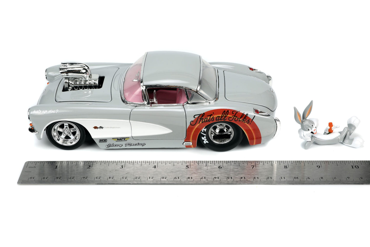 looney tunes 1967 chevy corvette 1 24 jada toys