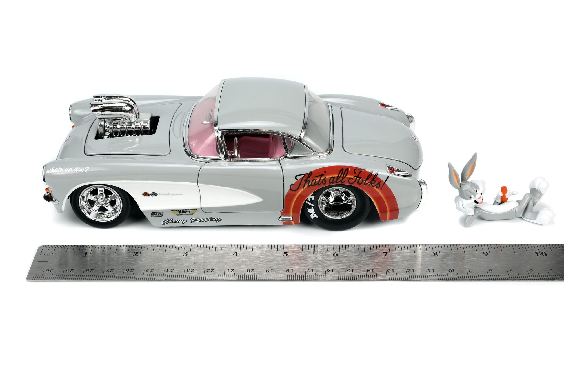 looney tunes 1967 chevy corvette 1 24 jada toys