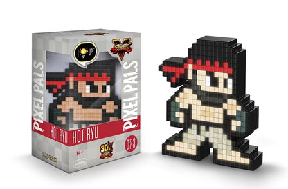 pixel-pals-light-up-collectible-figures-street-fighter-hot-ryu
