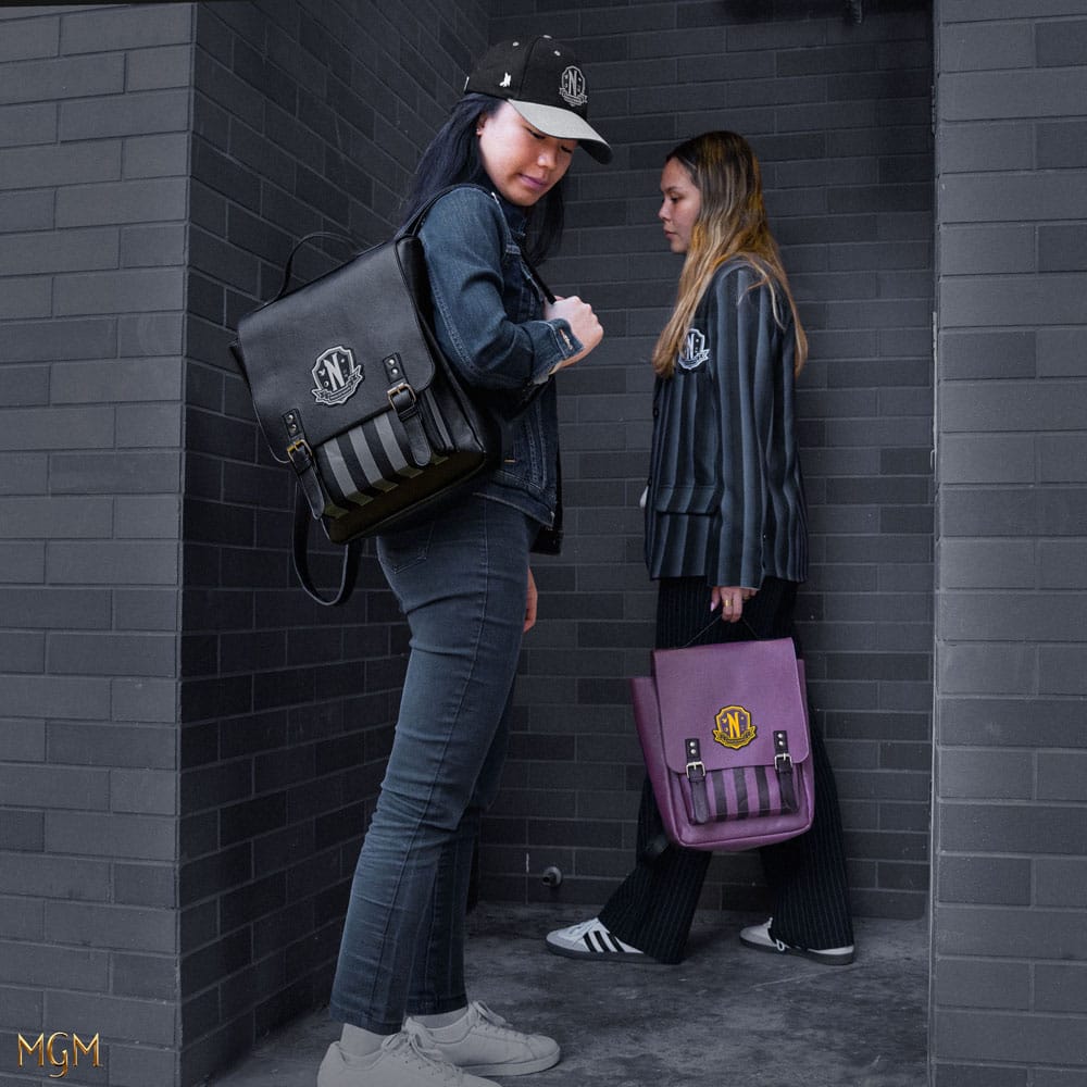 sac-a-dos-mercredi-nevermore-academy-violet-cinereplicas