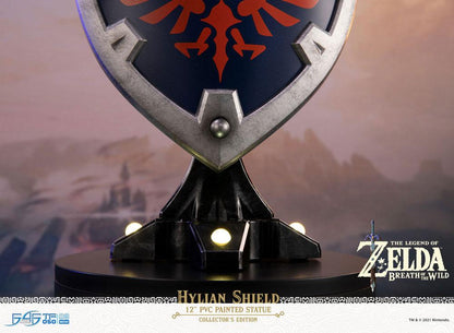 statuette-the-legend-of-zelda-breath-of-the-wild-hylian-shield-collectors-edition-first-4-figures