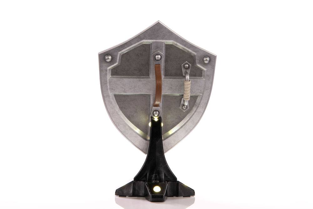 statuette-the-legend-of-zelda-breath-of-the-wild-hylian-shield-collectors-edition-first-4-figures