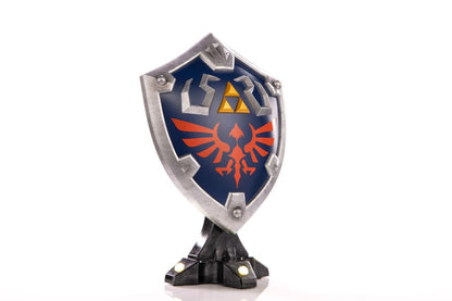 statuette-the-legend-of-zelda-breath-of-the-wild-hylian-shield-collectors-edition-first-4-figures
