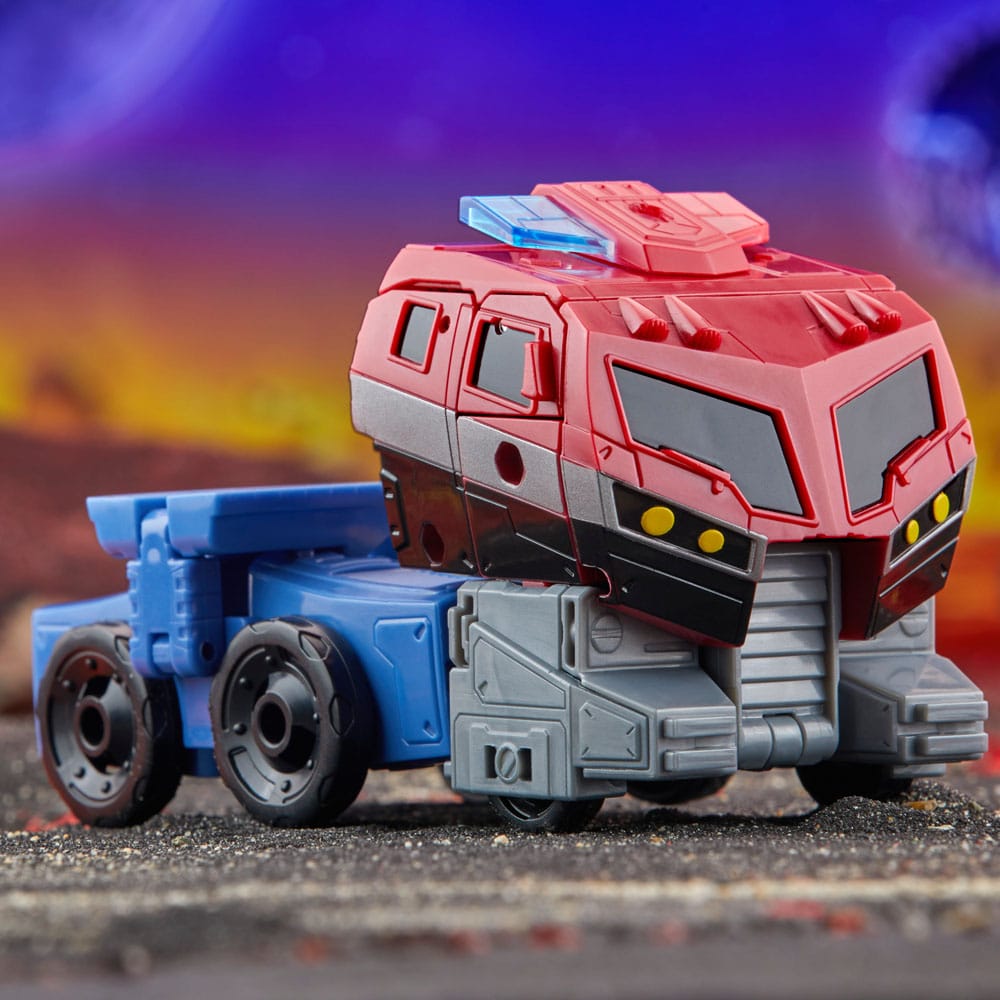 Transformers Generations Legacy United Animated Universe Optimus Prime