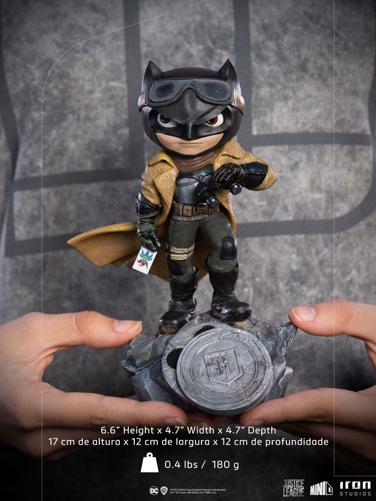justice-league-figurine-mini-co-deluxe-pvc-knightmare-batman-iron-studios