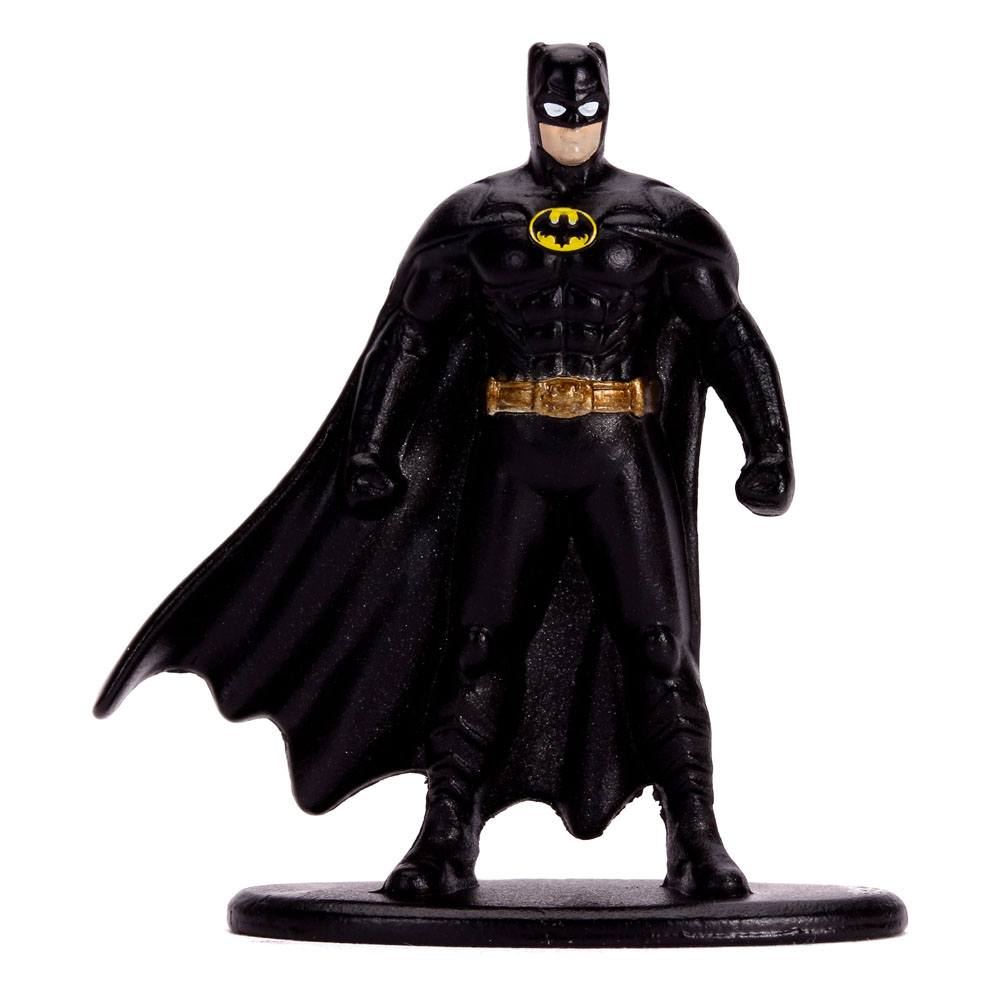 hollywood-rides-batmobile-et-batman-jada-toys