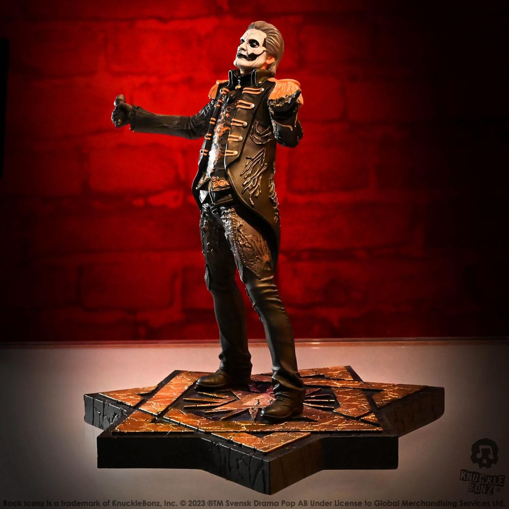 Statuette Rock Iconz Papa Emeritus IV (Military Jacket)