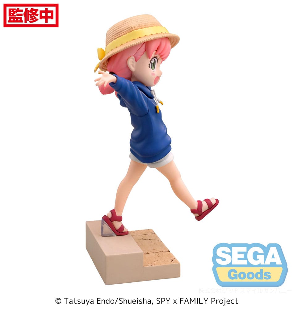 statuette-luminasta-anya-forger-resort-sega-goods